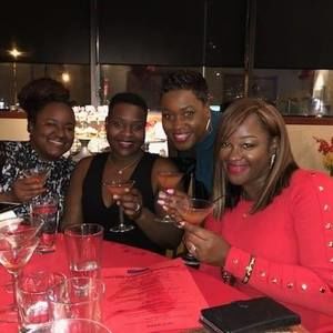 Meet your Posher, Laritta